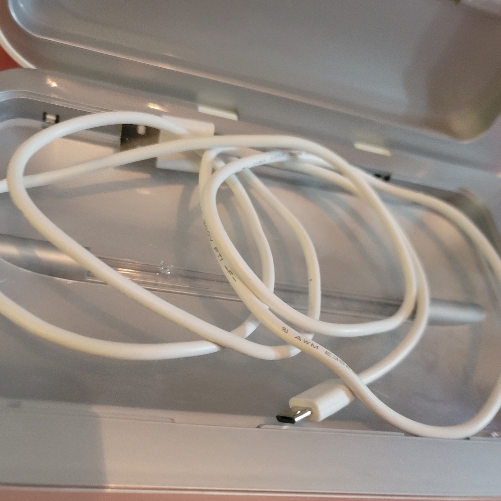 WHITE PHONESOAP- SEE PICS - Picture 3 of 4